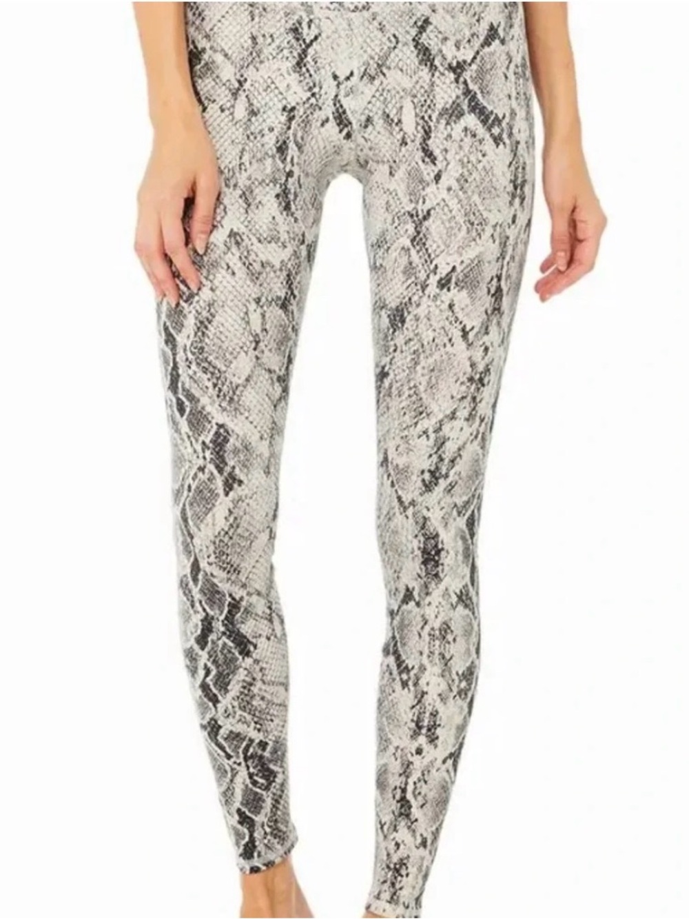 ALO Yoga Snake-Print Leggings - White & Black